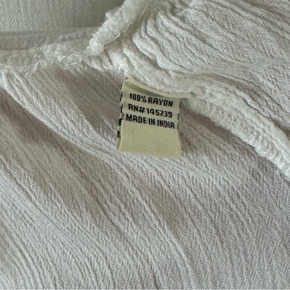 Women's White Ruffled V-Neck Blouse - Picture 4 of 5